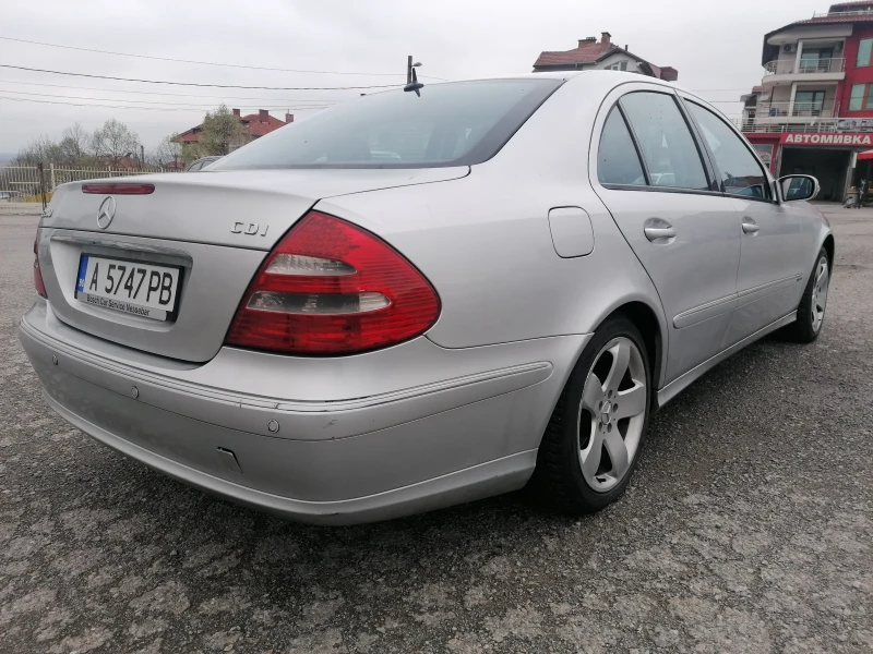 Mercedes-Benz E 280 Авангард, снимка 4 - Автомобили и джипове - 47582662