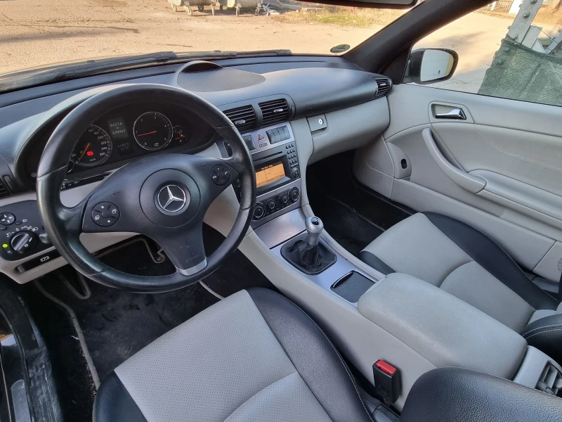 Mercedes-Benz CLC 200 2.2cdi 6sk, снимка 10 - Автомобили и джипове - 49427077