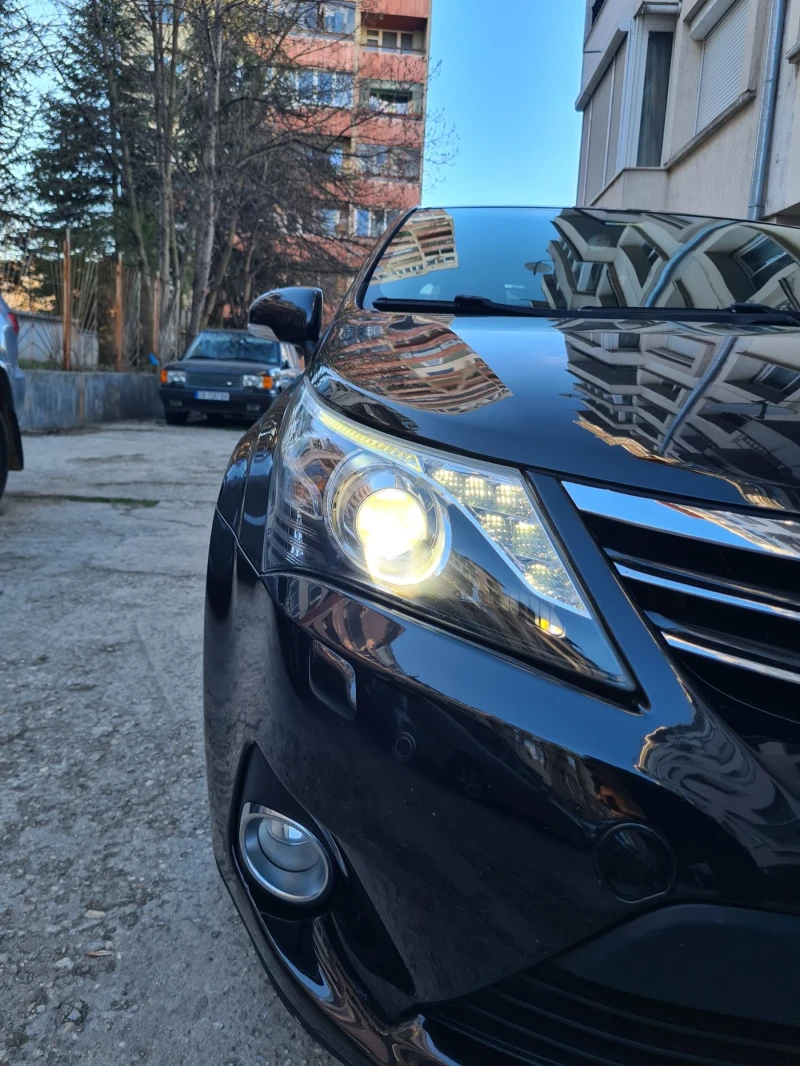 Toyota Avensis 2.0 D-4D (Facelift), снимка 4 - Автомобили и джипове - 49427595