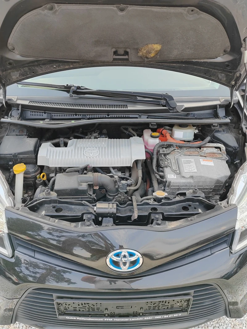Toyota Yaris 1.5, 75к.с. Хибрид , снимка 16 - Автомобили и джипове - 50577855