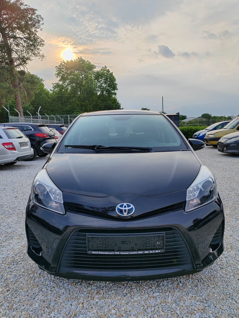 Toyota Yaris 1.5, 75к.с. Хибрид , снимка 5 - Автомобили и джипове - 50577855