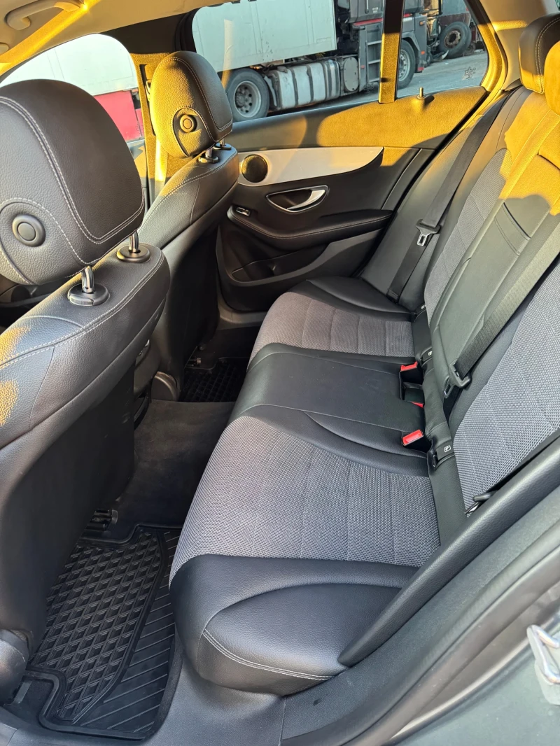 Mercedes-Benz C 220 4-Matic, 9-G Tronic. СМЕНЕНИ ВЕРИГА, МАСЛЕНА ПОМПА, снимка 8 - Автомобили и джипове - 50852825