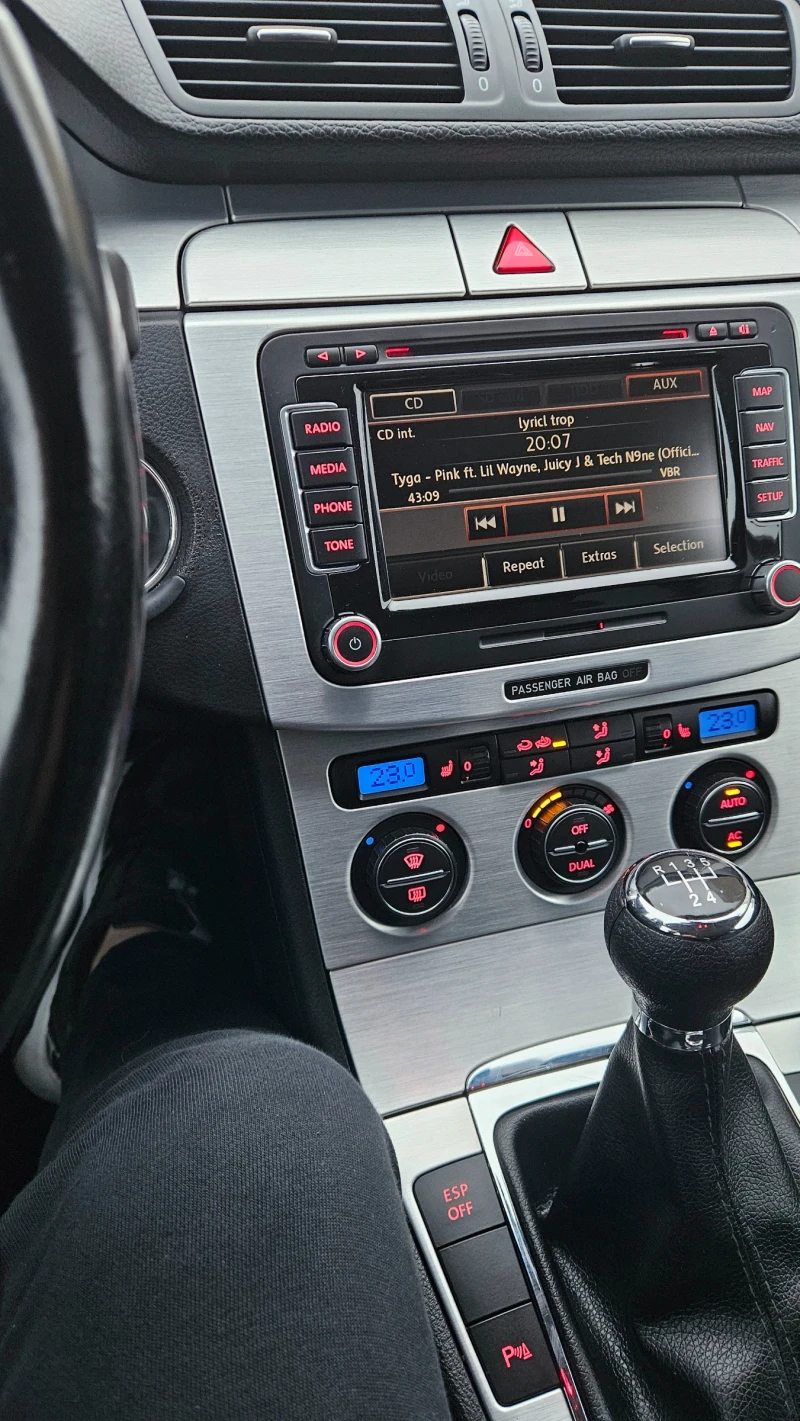 VW Passat, снимка 3 - Автомобили и джипове - 51323183