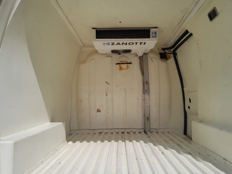 Peugeot Partner, снимка 9 - Автомобили и джипове - 52382909