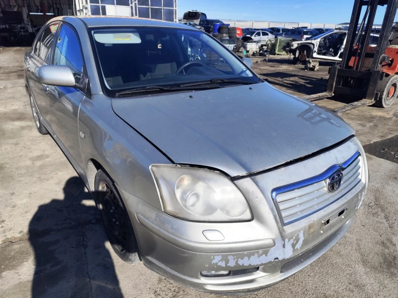 Toyota Avensis 2.0, снимка 2 - Автомобили и джипове - 52388139