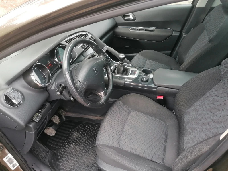 Peugeot 3008 1.6 HDI, снимка 12 - Автомобили и джипове - 52516408