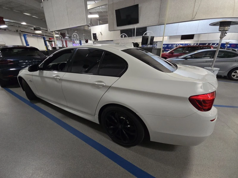 BMW 535 2016 BMW 5 Series Sedan 535i M SPORT LINE, снимка 4 - Автомобили и джипове - 53023615