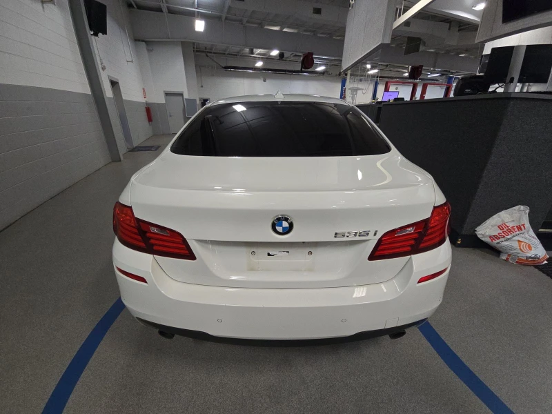 BMW 535 2016 BMW 5 Series Sedan 535i M SPORT LINE, снимка 5 - Автомобили и джипове - 53023615