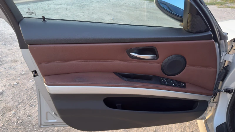 BMW 320 E91, снимка 10 - Автомобили и джипове - 53099164