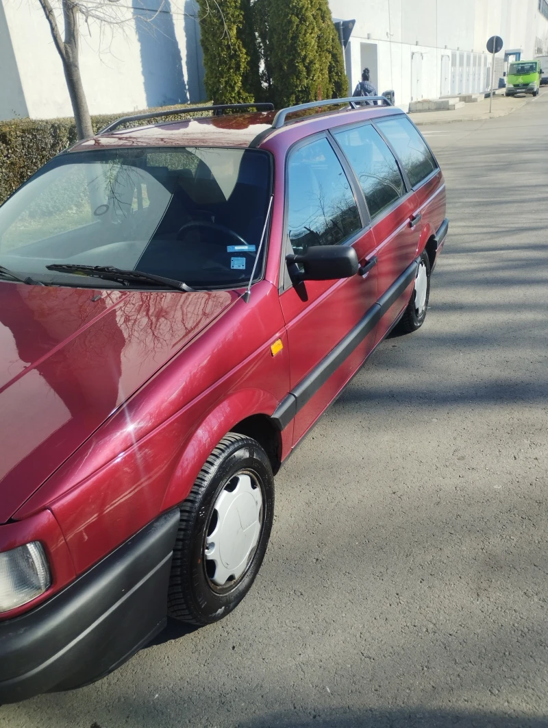 VW Passat комби, снимка 2 - Автомобили и джипове - 53155294