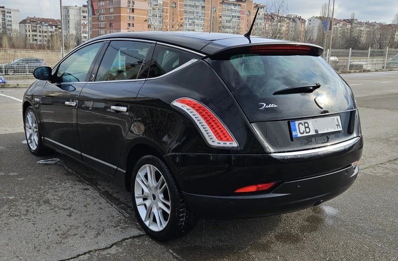 Lancia Delta, снимка 5 - Автомобили и джипове - 53286053