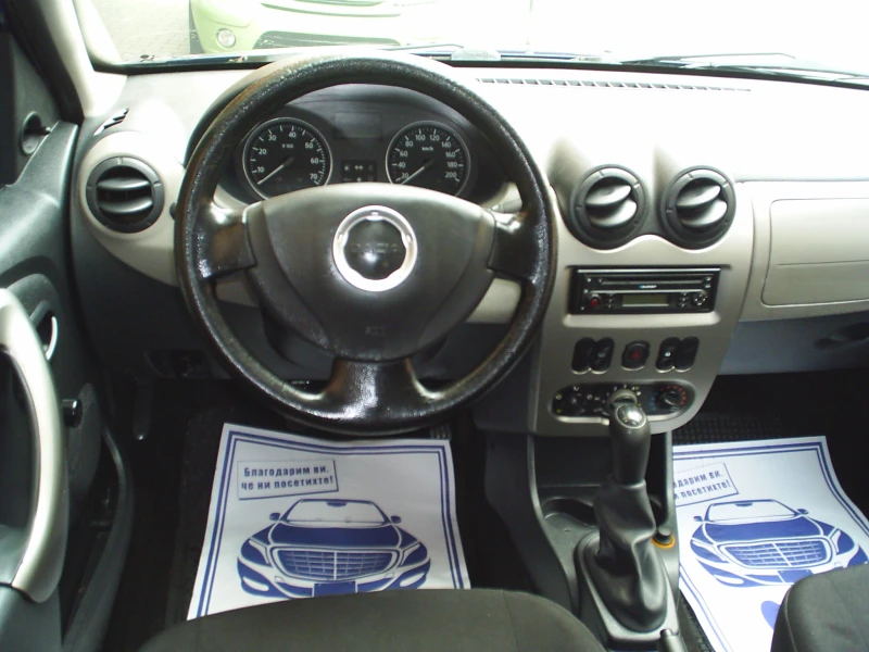 Dacia Sandero 1.2 16V 75k.c., снимка 10 - Автомобили и джипове - 53392236