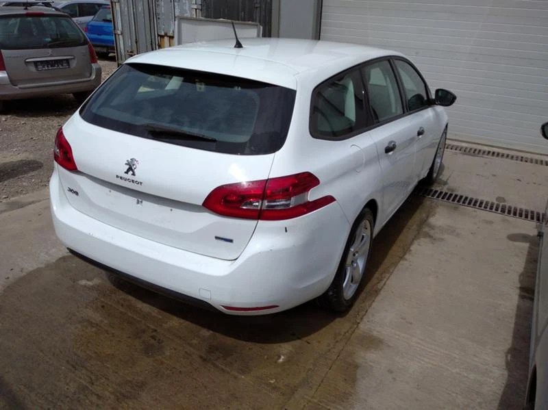 Peugeot 308 1.6 BLUEhdi, снимка 4 - Автомобили и джипове - 47180901