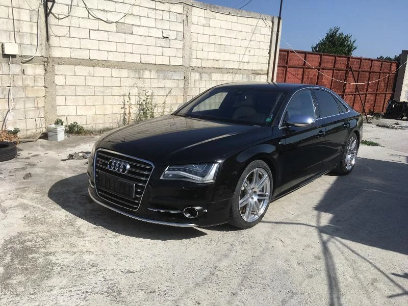 Audi S8 4000 tfsi - изображение 2