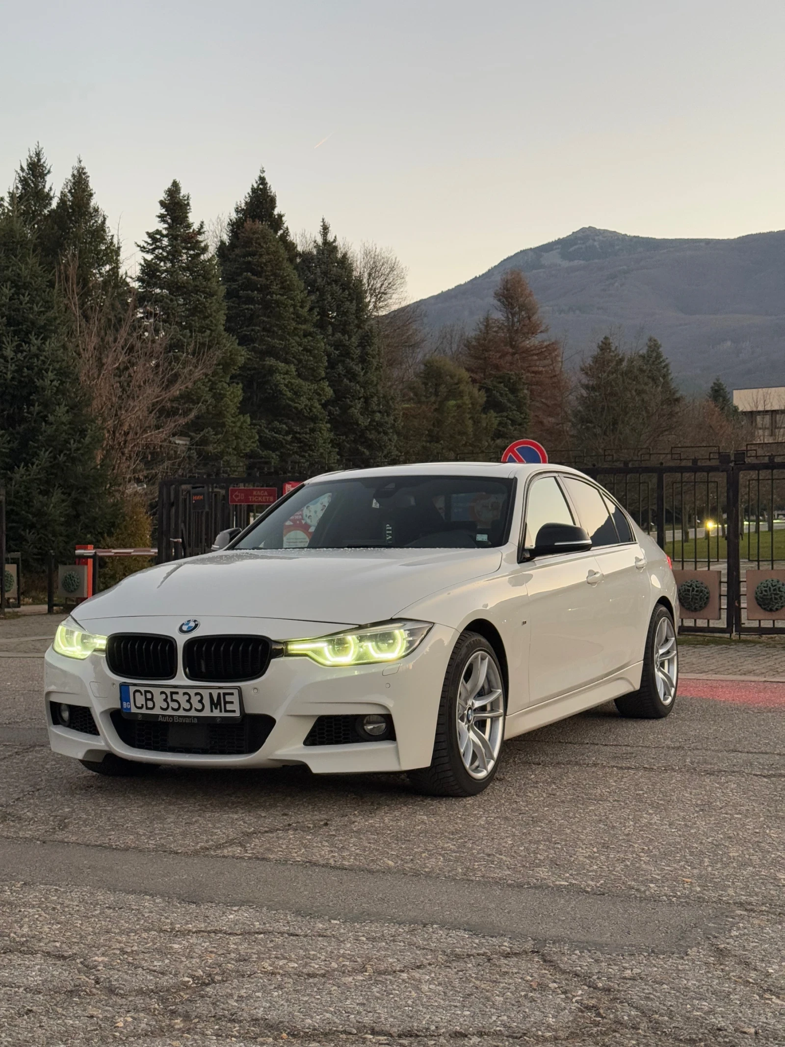BMW 335 Xdrive/ M Package/ Сервизна история, снимка 1