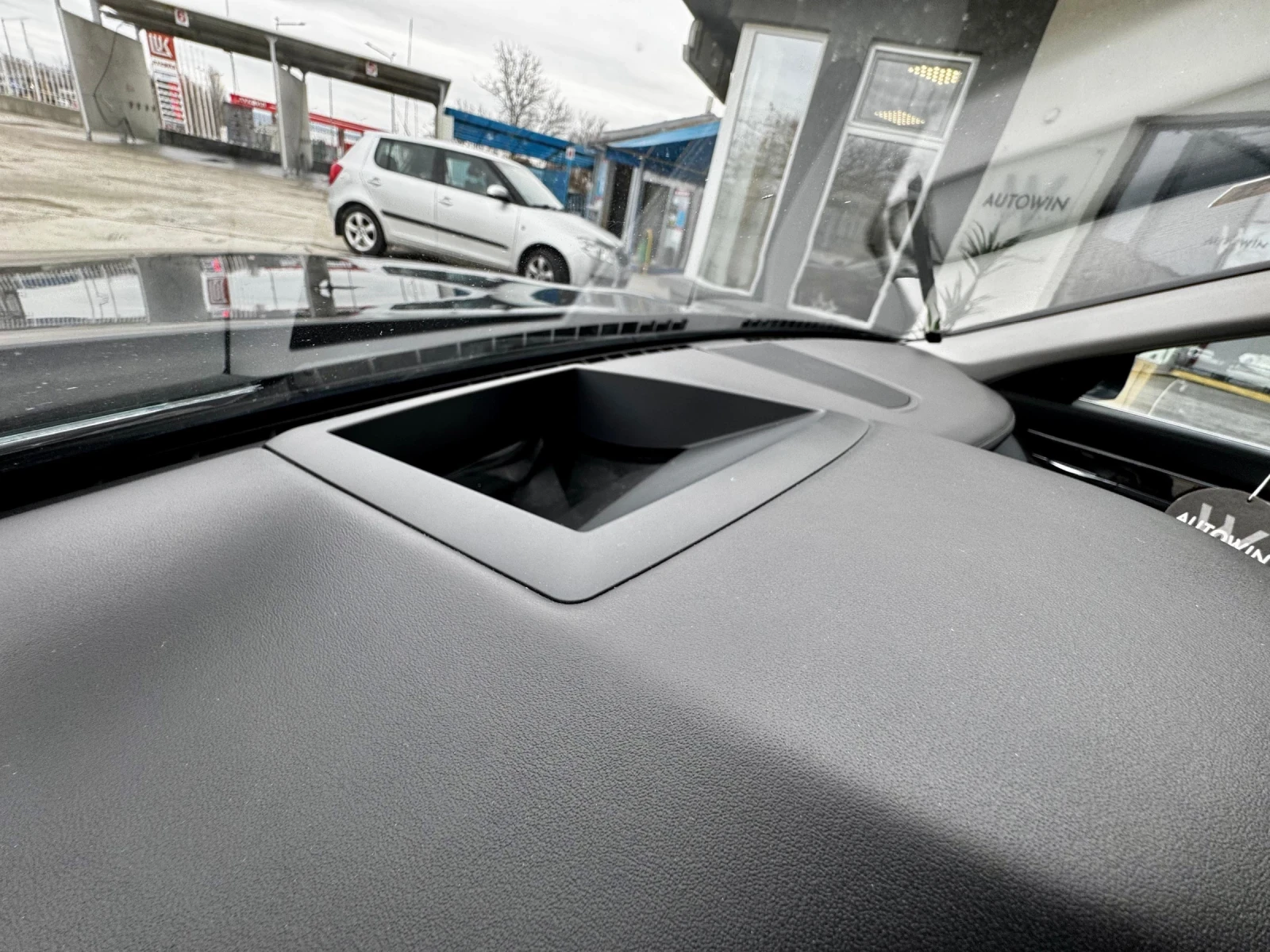 BMW 750 7.50 D F01 Facelift FULL | Mobile.bg — изображение 17