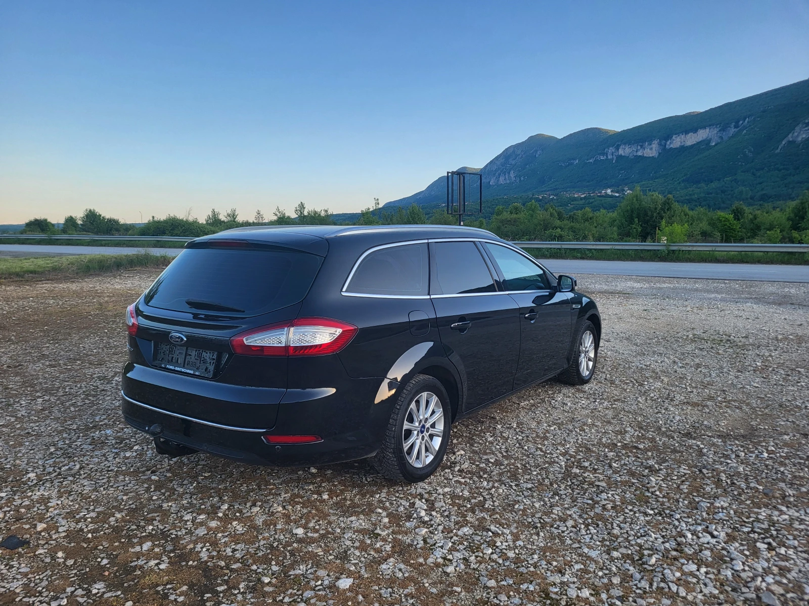 Ford Mondeo 2.0TDCi - изображение 5