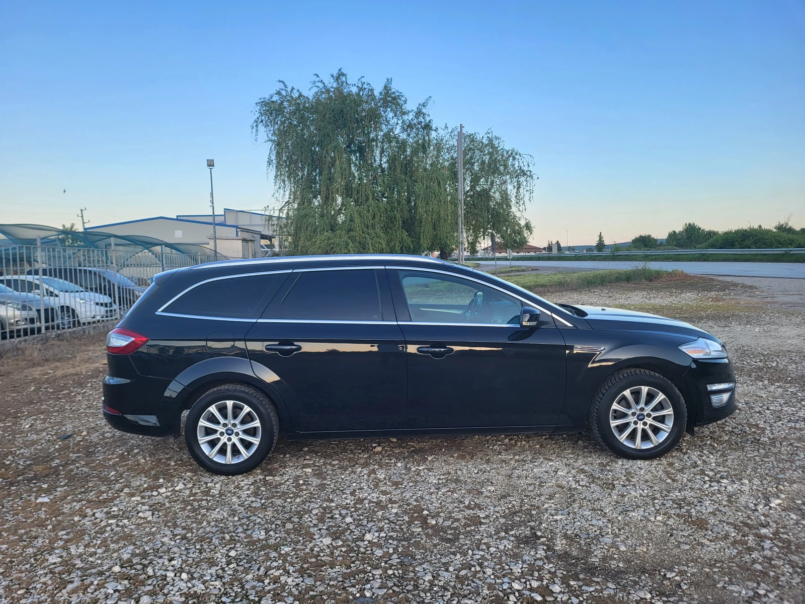 Ford Mondeo 2.0TDCi - изображение 6