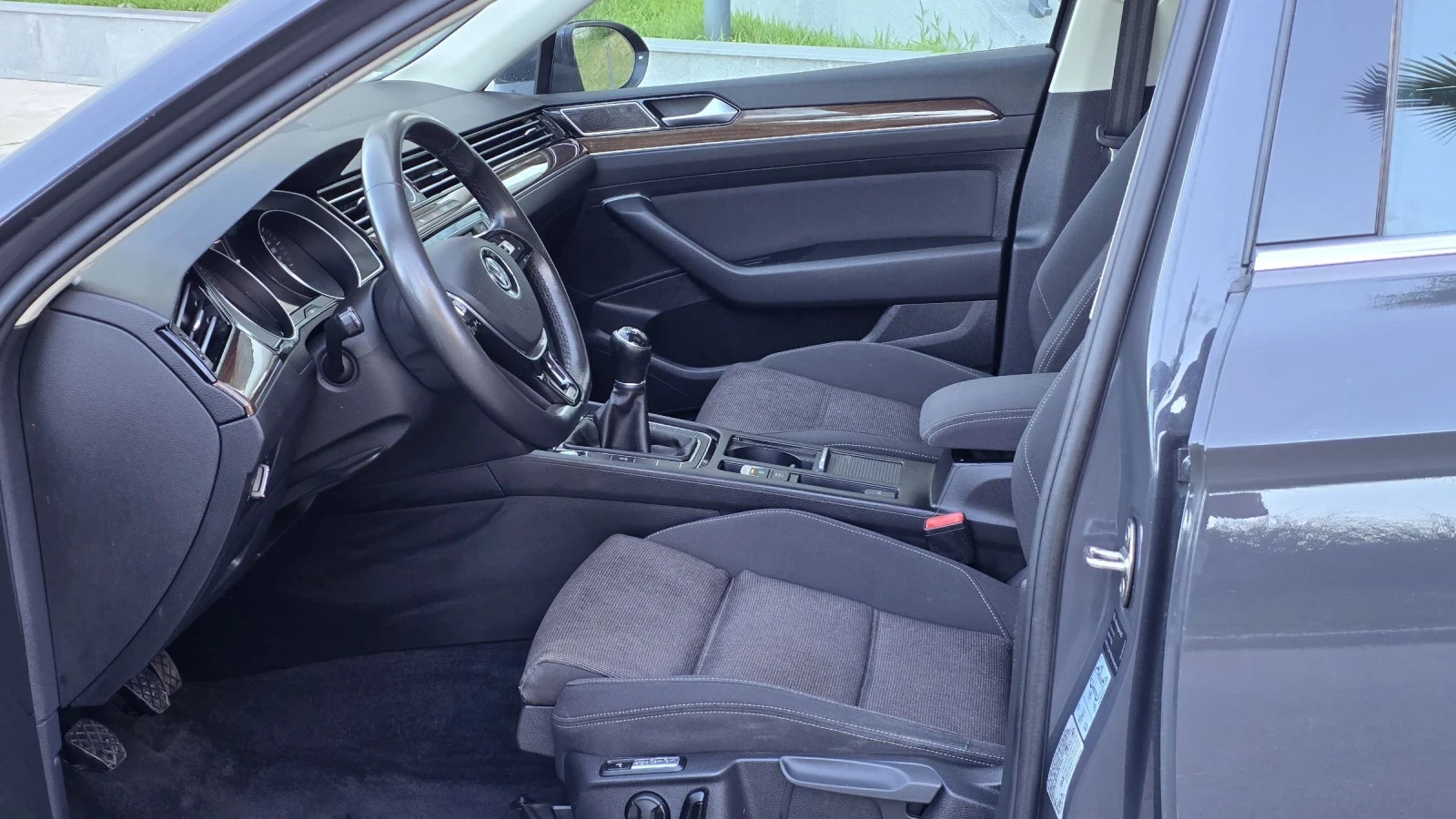 VW Passat 2.0TDI Distronic/Massage/Panorama  - изображение 10