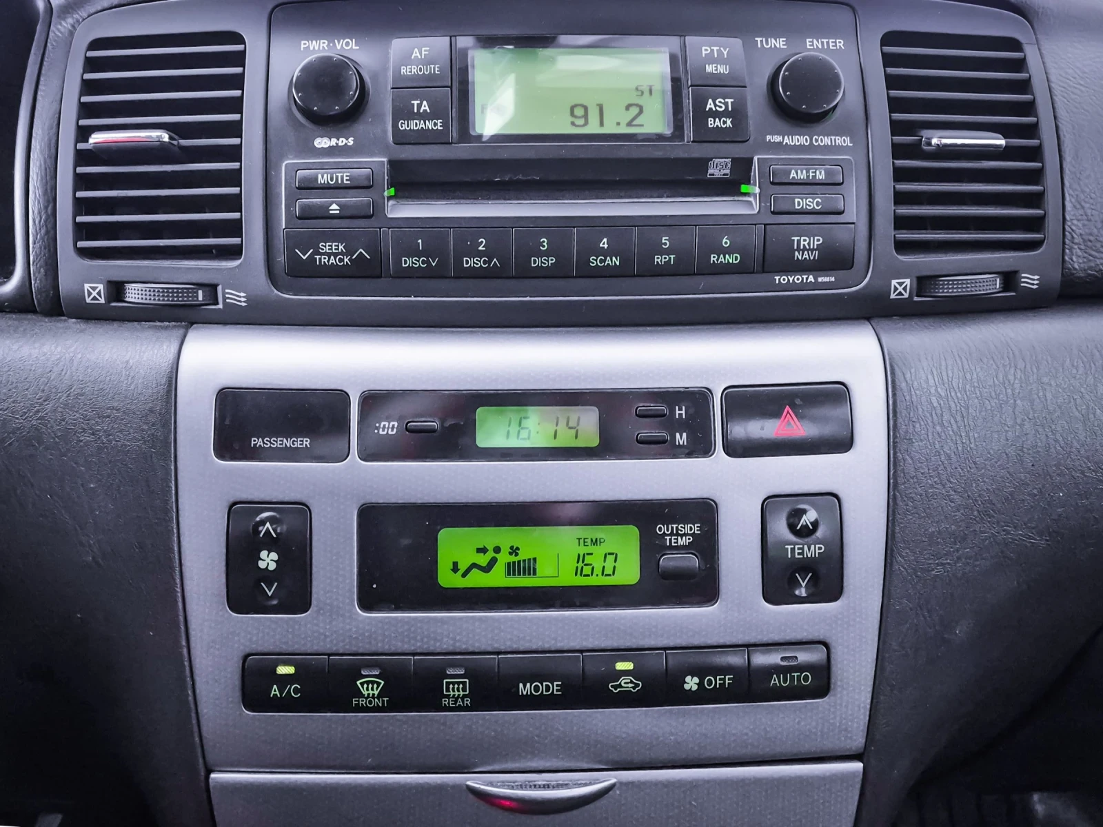 Toyota Corolla 2.0 D4D - изображение 6