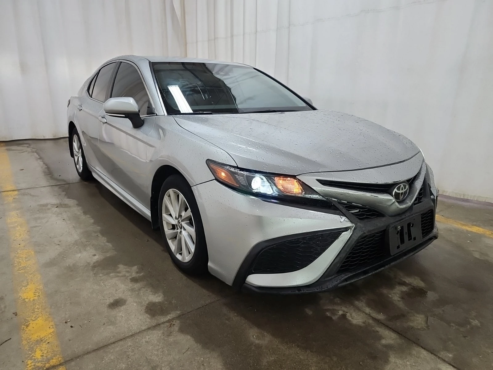 Toyota Camry SE* 2.5* Подгрев* Нисък пробег! - изображение 2