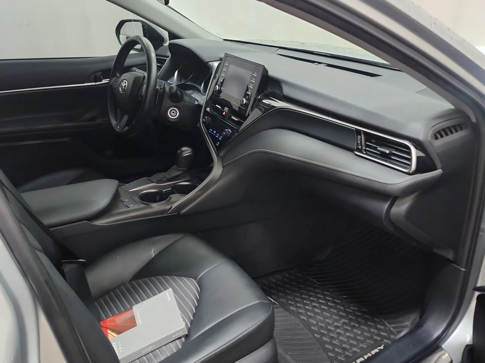 Toyota Camry SE* 2.5* Подгрев* Нисък пробег! - изображение 10