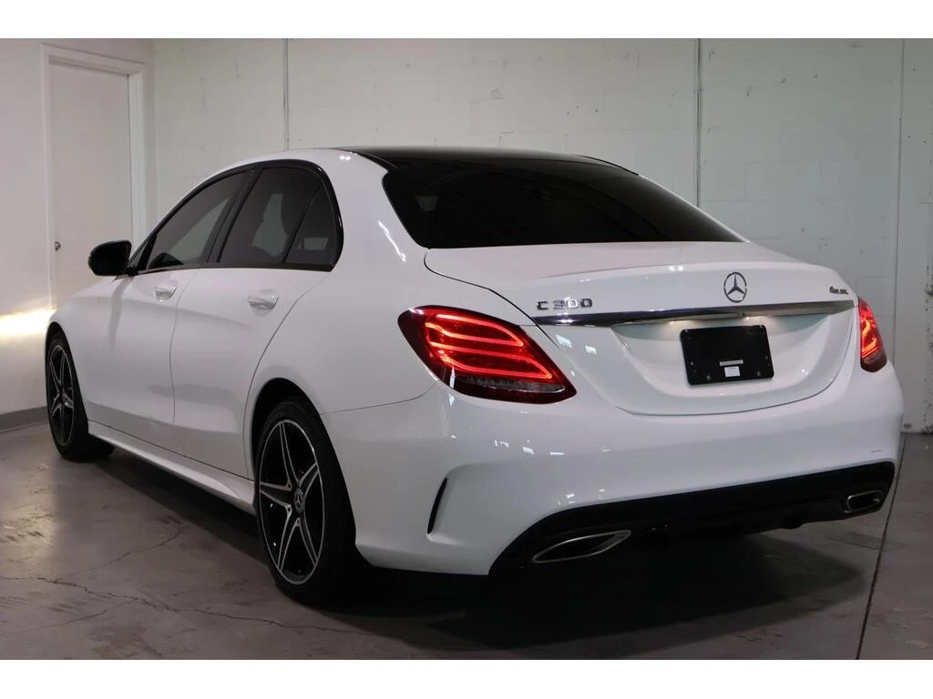 Mercedes-Benz C 300 * C300 4MATIC | ONE OWNER | CLEAN CARFAX * CARFAX  - изображение 4