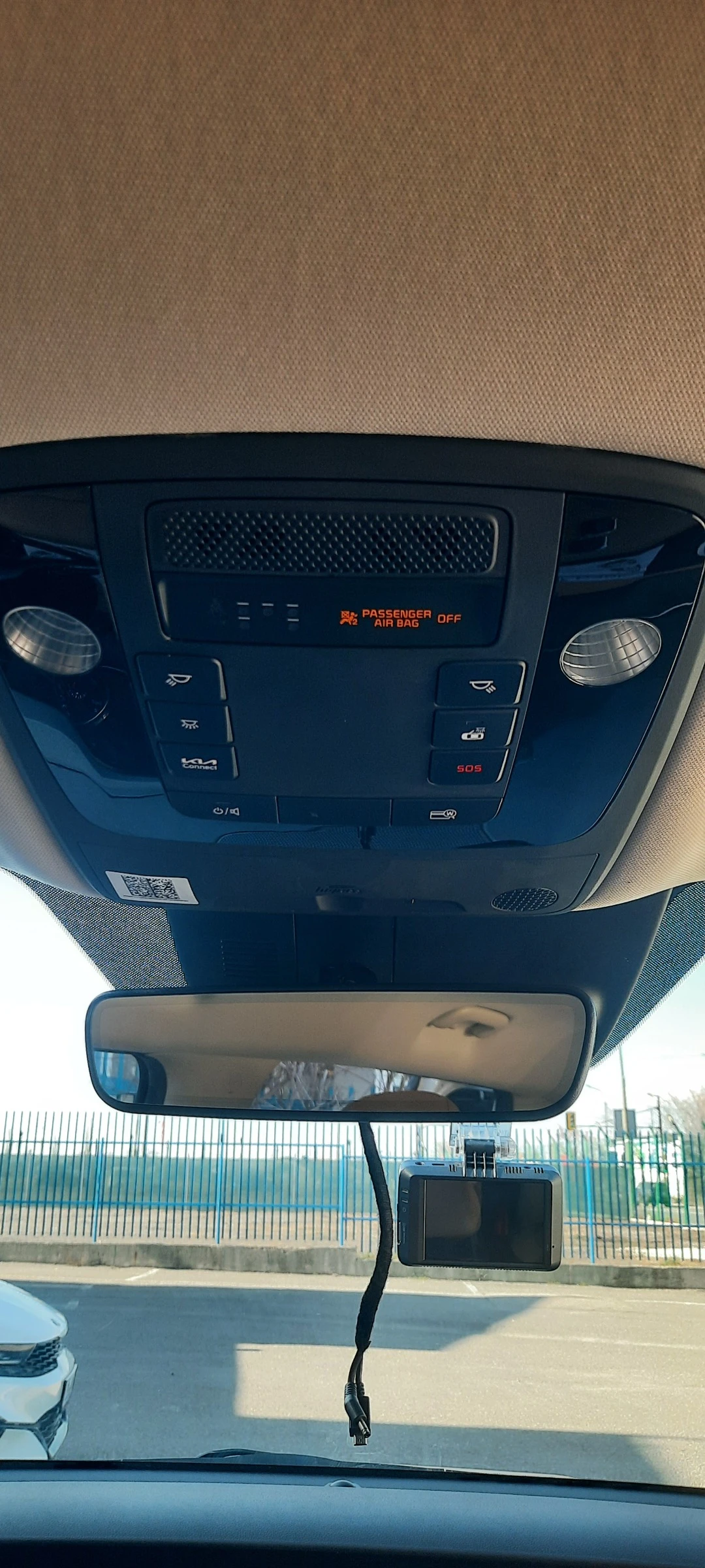 Kia Carnival 2.2 D , снимка 7 - Автомобили и джипове - 53823728