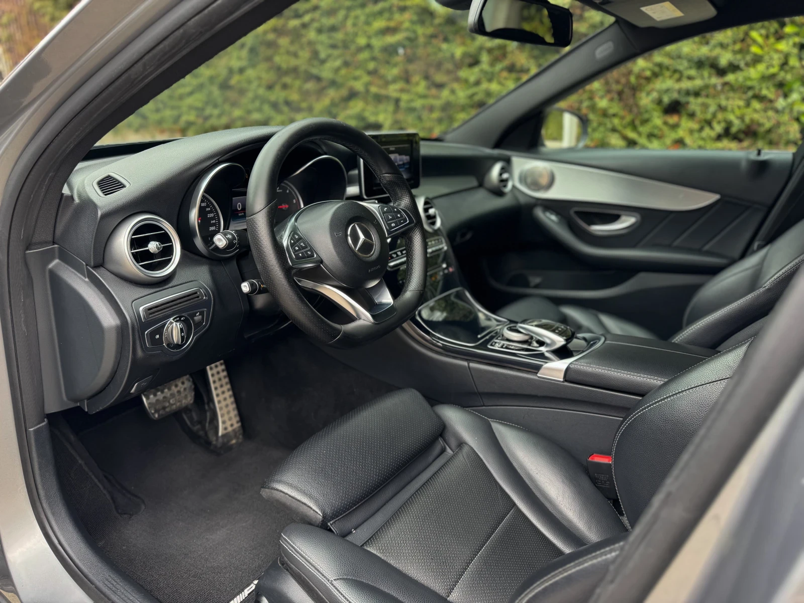 Mercedes-Benz C 220 AMG, снимка 12 - Автомобили и джипове - 53950460