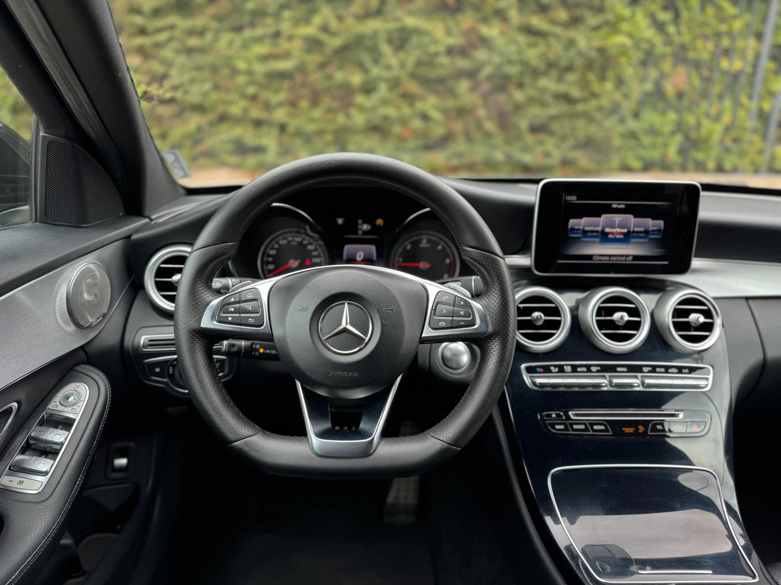 Mercedes-Benz C 220 AMG, снимка 15 - Автомобили и джипове - 53950460