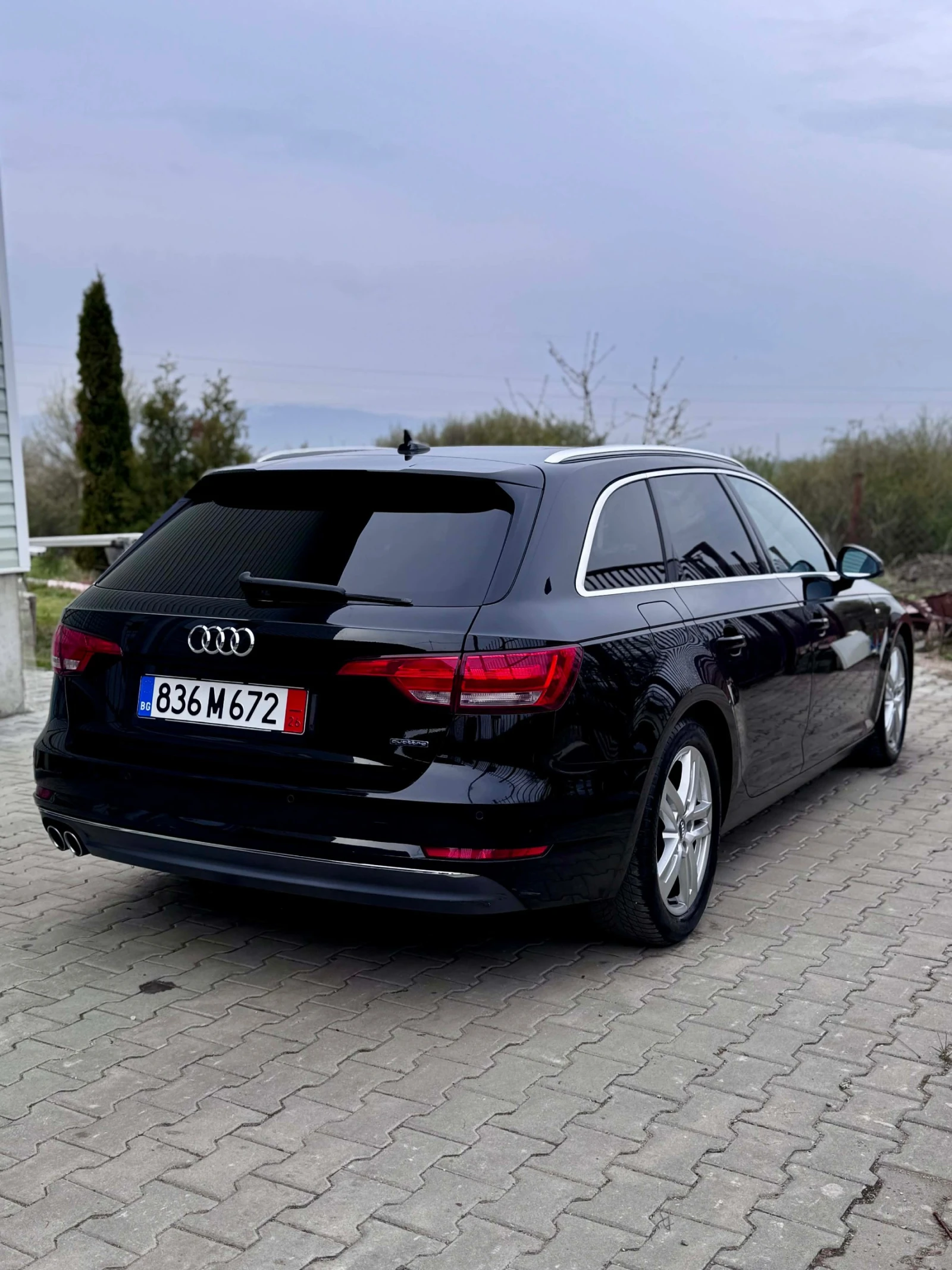 Audi A4 2.0tdi / QUATТRO / S-LINE / DIGITAL / DISTRONIC, снимка 4 - Автомобили и джипове - 54205293