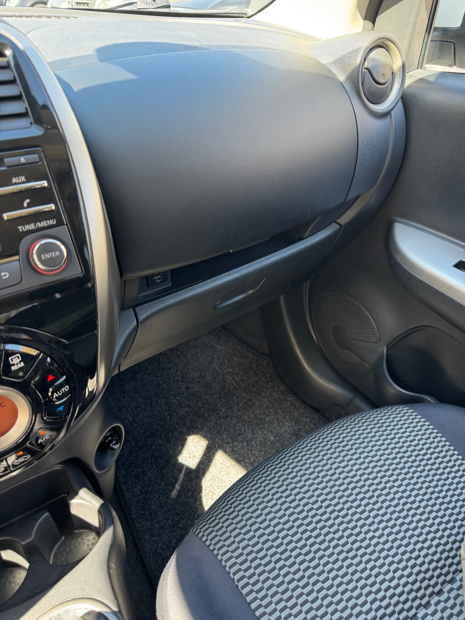 Nissan Micra 1.2, снимка 17 - Автомобили и джипове - 54310050