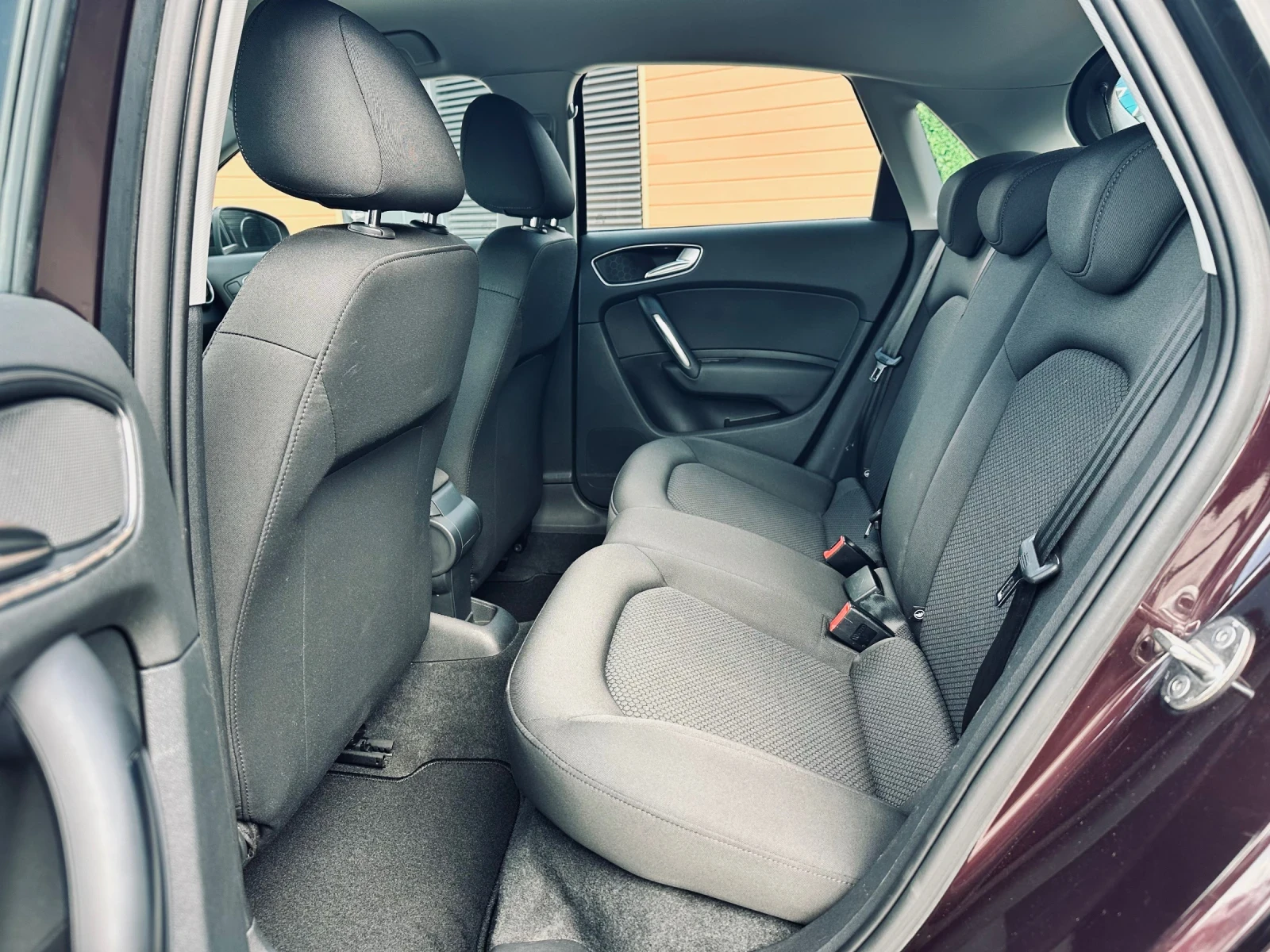 Audi A1 1.6TDI/S-line/Navi/��������� | Mobile.bg � ����������� 11