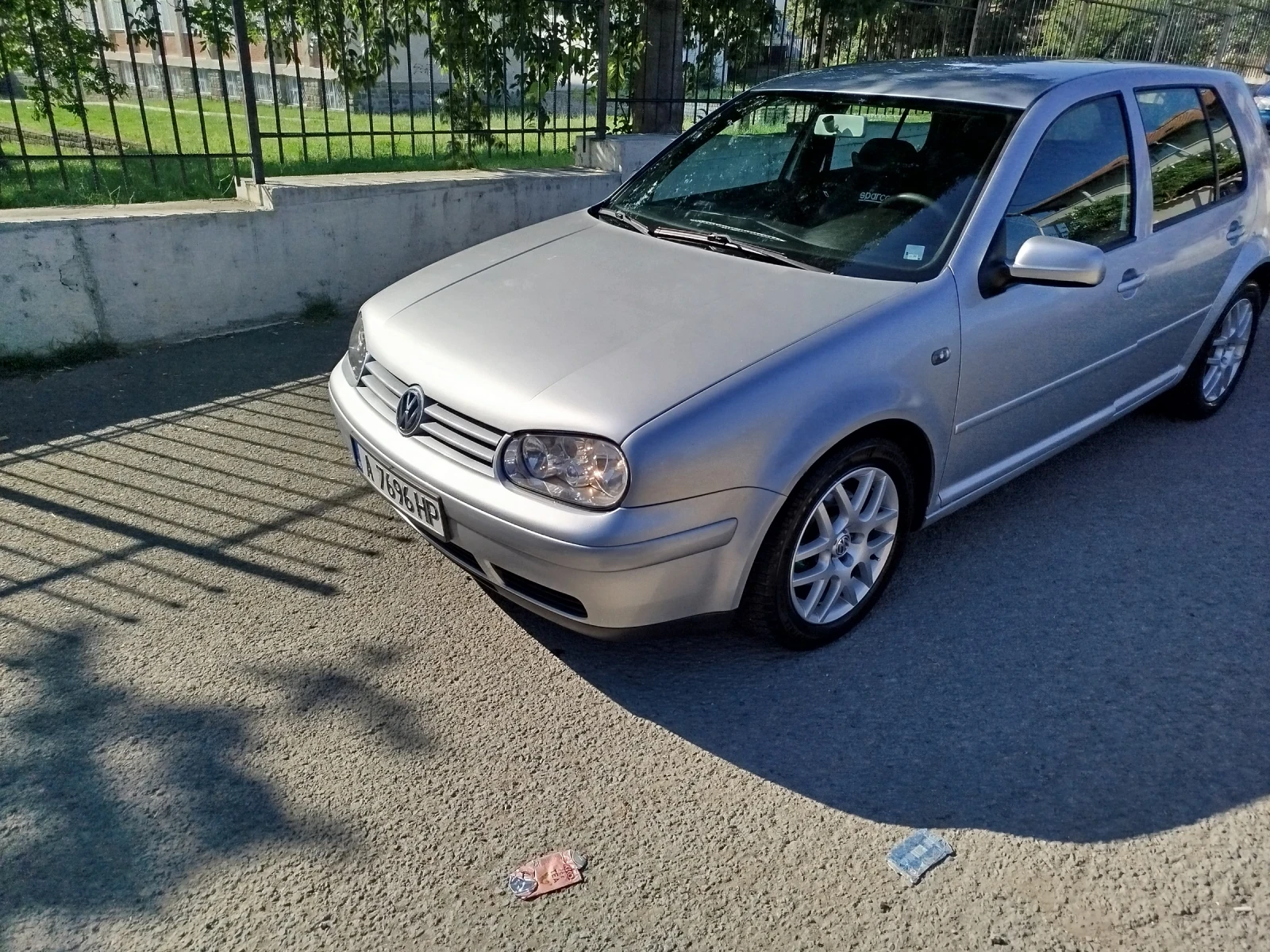 VW Golf 1.9 EDITION , снимка 4 - Автомобили и джипове - 55018319