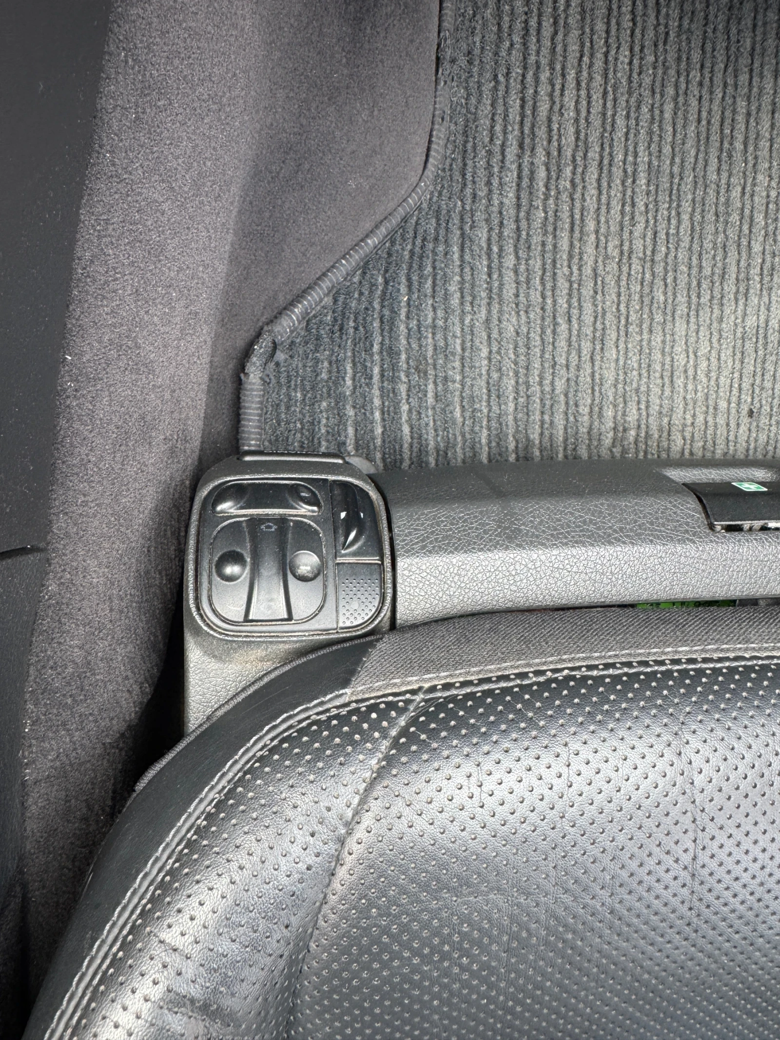 Mercedes-Benz E 320, снимка 14 - Автомобили и джипове - 55278993