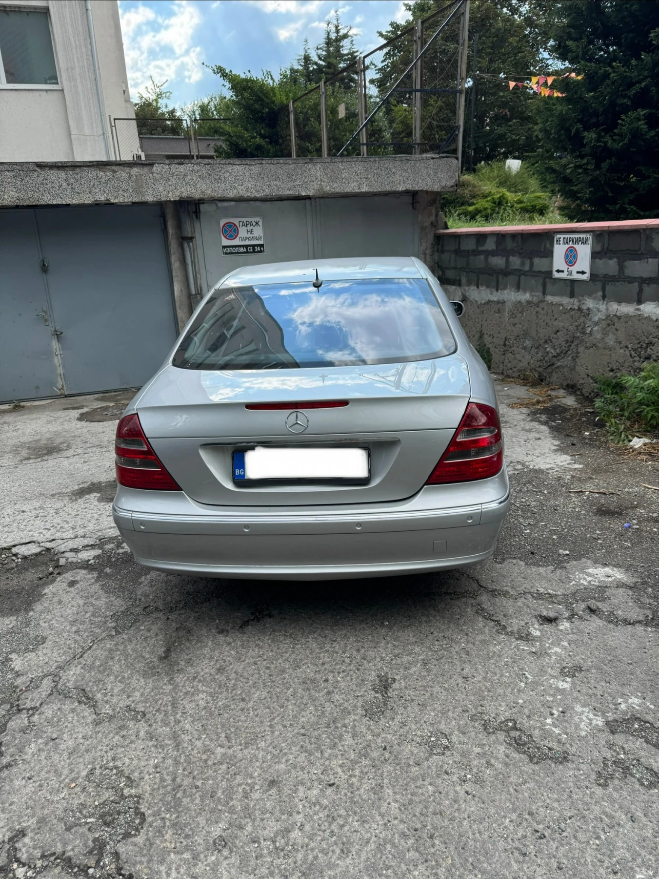 Mercedes-Benz E 320