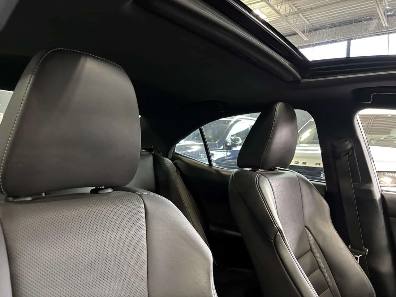 Lexus IS F SPORT| V6| ����| BACKUPCAM| PANORAMA| SAFETECH | Mobile.bg � ����������� 9