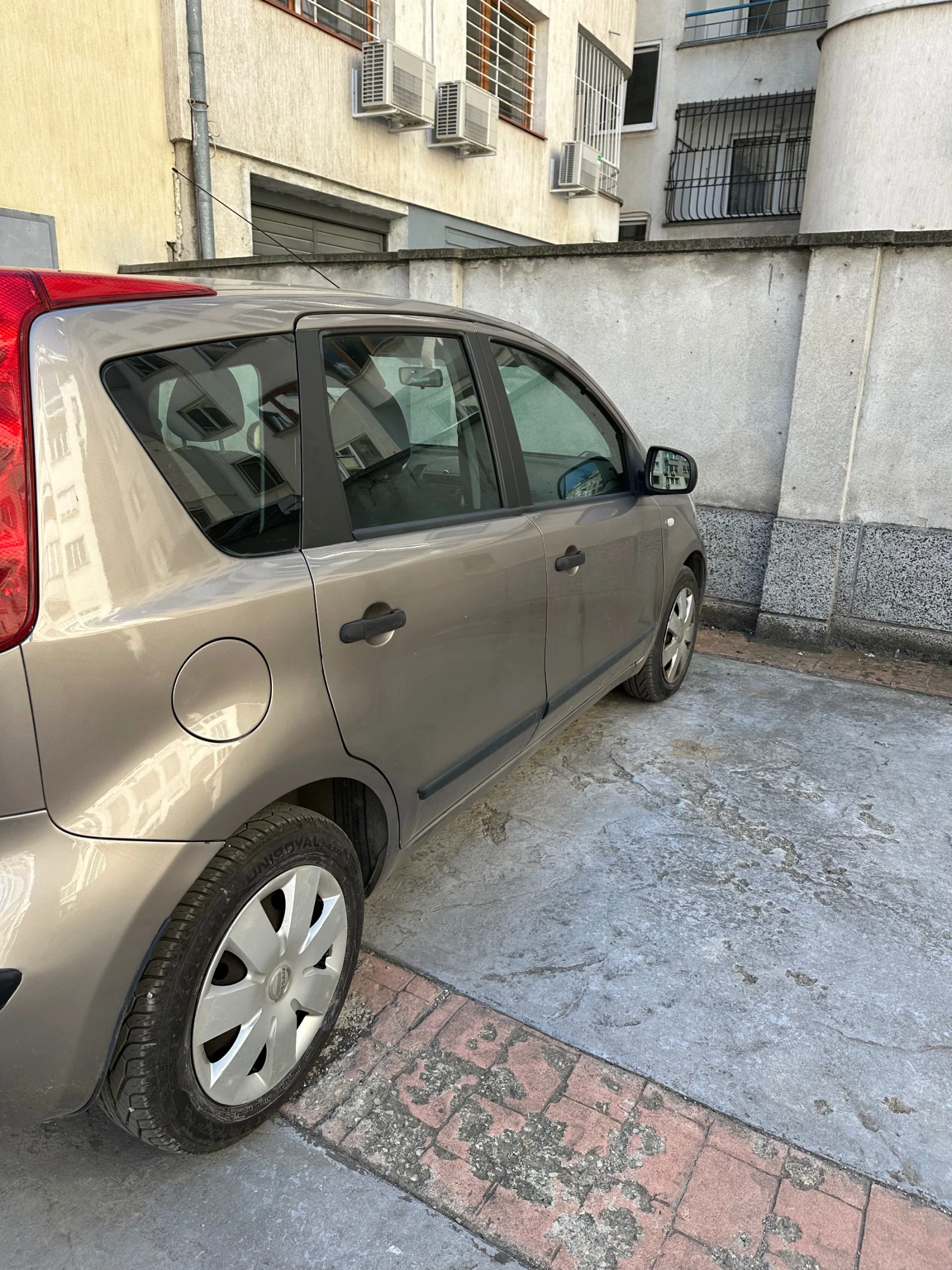 Nissan Note, снимка 7 - Автомобили и джипове - 55527419