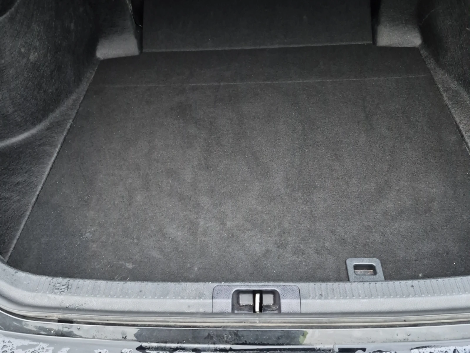 Toyota Camry SE UPGRADE / АвтоКредит, снимка 13 - Автомобили и джипове - 55944295
