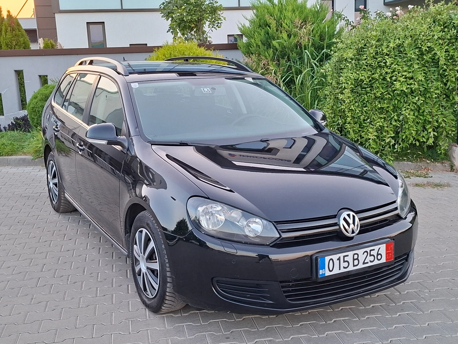 VW Golf 1.6TDI* (105кс)* * EURO-5* * HOB BHOC* * , снимка 9 - Автомобили и джипове - 56012009