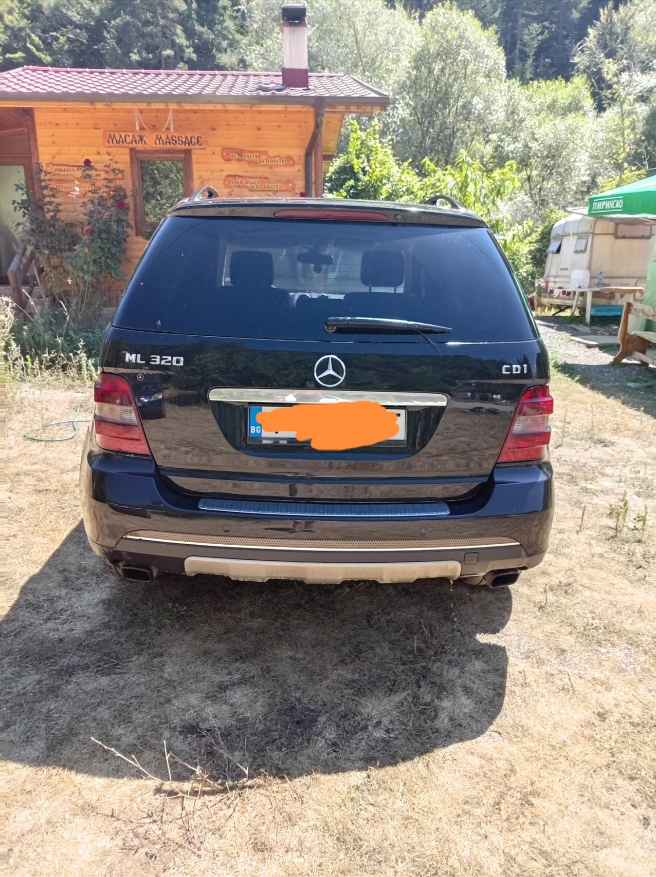 Mercedes-Benz 320