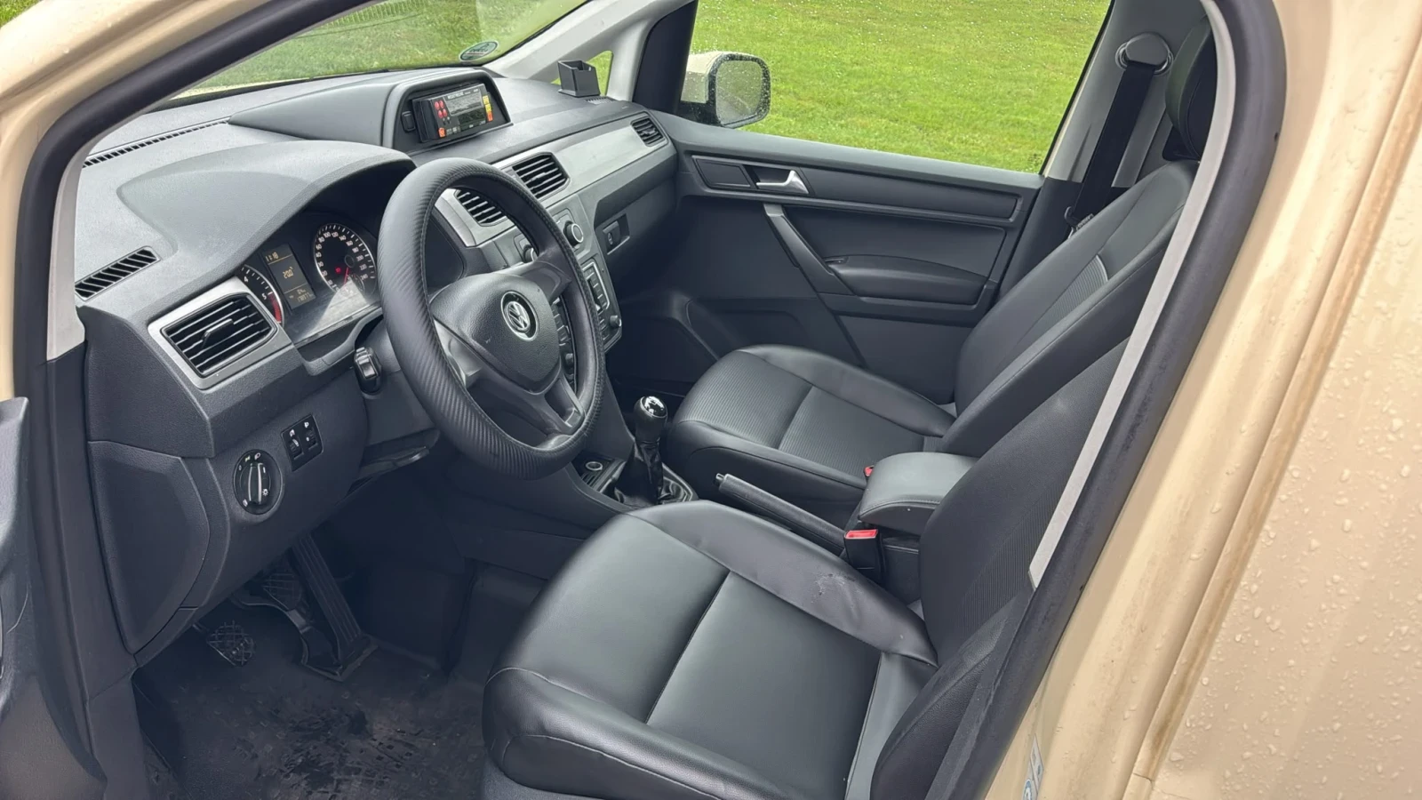 VW Caddy Макси 3 бр., снимка 5 - Автомобили и джипове - 56329486