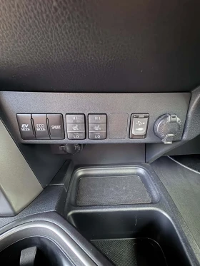 Toyota Rav4 HYBRID 2.5 AWD, снимка 11