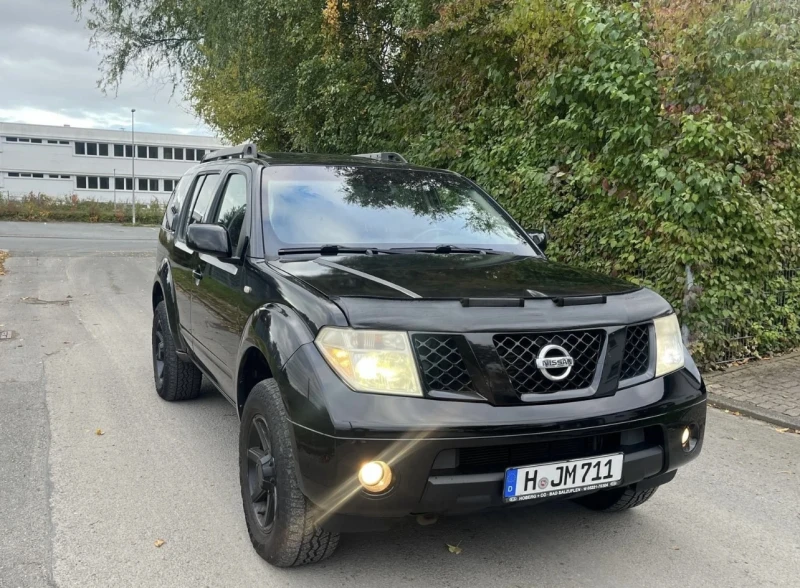 Nissan Pathfinder 2.5, снимка 2 - Автомобили и джипове - 48042716