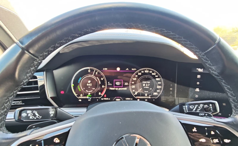 VW Touareg TOUREG 3, 0 l V6 EHybrid 4MOTION, снимка 11 - Автомобили и джипове - 52431676