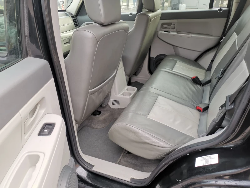 Jeep Cherokee 3.7 AVTOMAT 2009, снимка 13 - Автомобили и джипове - 52447311