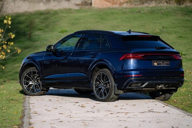 Audi Q8 Technik S-Line/Завиващ заден мост/B&O/Масажи, снимка 4 - Автомобили и джипове - 52537779