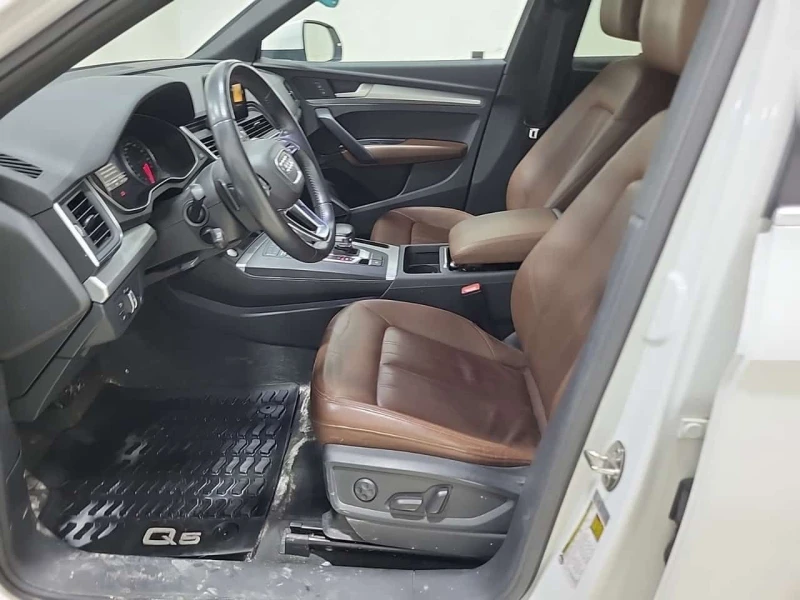 Audi Q5 * KOMFORT * CARFAX * ЦЕНА ДО БГ, снимка 7 - Автомобили и джипове - 53526985