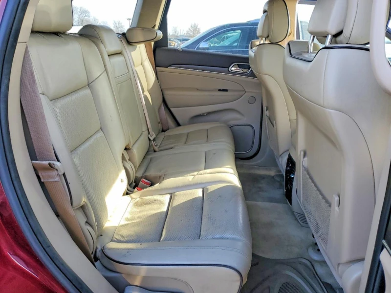 Jeep Grand cherokee OVERLAND* 3.6* V6* 8ZF* ПОДГРЕВ* КАМЕРА* КЕЙЛЕС* L, снимка 11 - Автомобили и джипове - 53526277