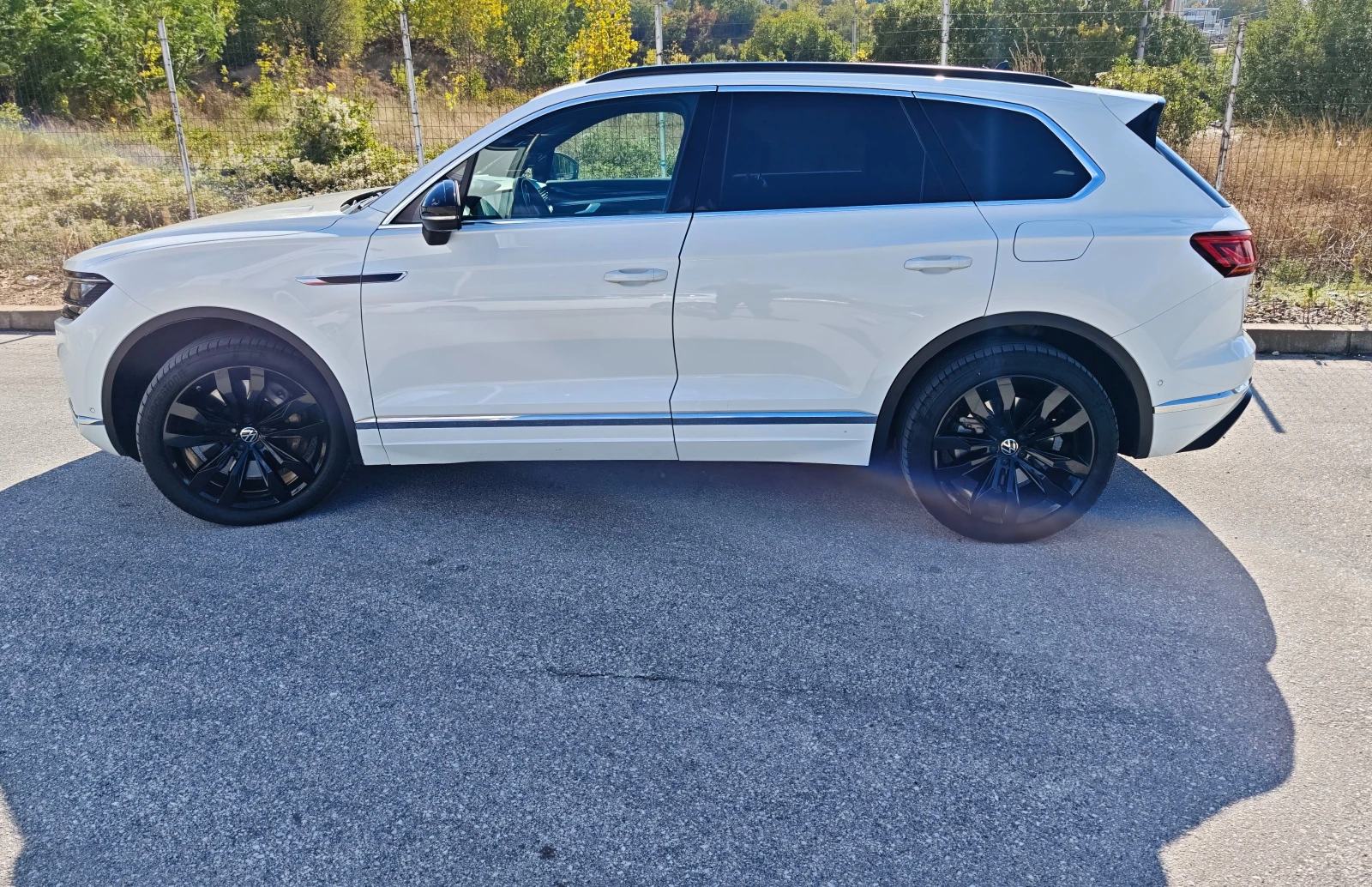 VW Touareg Elegance 3, 0 l V6 eHybrid OPF 4MOTION | Mobile.bg   4